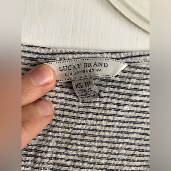 Lucky Brand Top - Picture 3 of 3